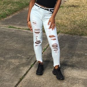 Light blue ripped jeans